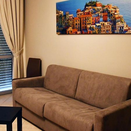 Eco Rooms & Apartments Voghera Esterno foto